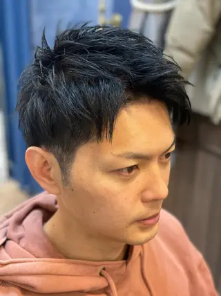 ショート カラー メンズ 佐藤 輪喜広のヘアスタイル