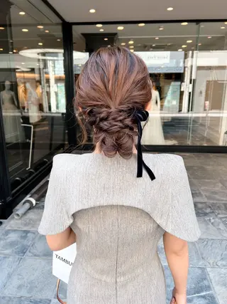 ロング ヘアアレンジ AKO .のヘアスタイル