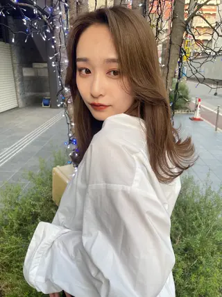 ミディアム カラー ヘアアレンジ 髙塚碧🇰🇷 韓国ヘア🎗️のヘアスタイル