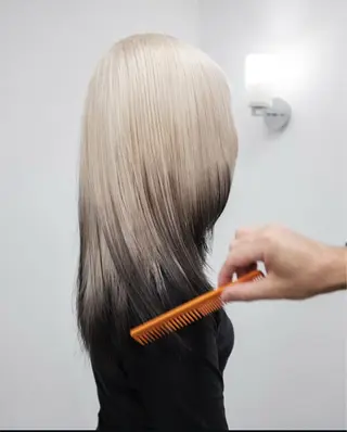ミディアム カラー デザインカラー特化 中谷蓮のヘアスタイル
