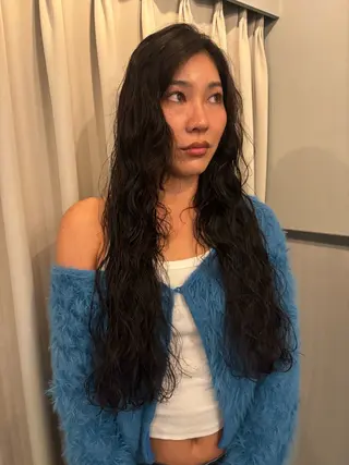 ロング パーマ /emiのヘアスタイル