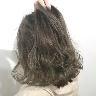 ミディアム ウルフ/デザイン/ 大阪/タカハシユウキのヘアスタイル