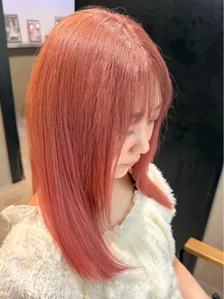 ロング カラー Li'a【リア】 ANNAのヘアスタイル