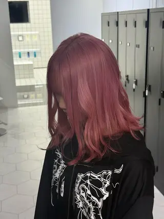 セミロング カラー 渋谷ブリーチカラー/ デザインカラー/優希のヘアスタイル