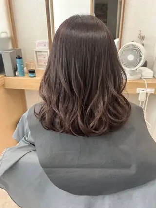 セミロング カラー 久木原 ゆりのヘアスタイル