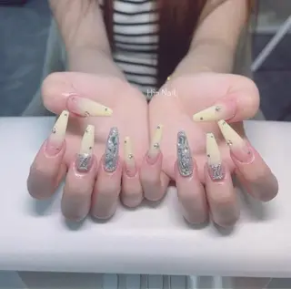 ネイル HIN NAILのネイルデザイン