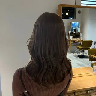 カラー ナギラ ヒビキのヘアスタイル