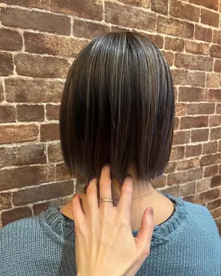 ミディアム カラー パーマ ヘアアレンジ メンズ キッズ ネイル マツエク・マツパ アイブロウ 久木原 ゆりのヘアスタイル