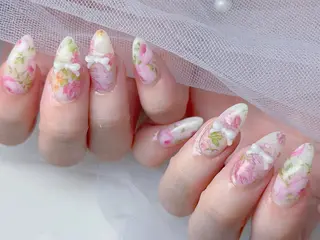 ネイル Queennail 北堀江AYAのネイルデザイン