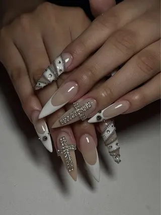 ネイル Mina Aurea Nailのネイルデザイン