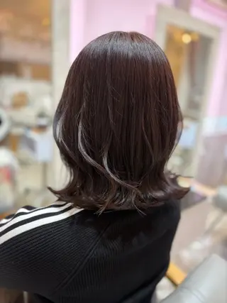 ミディアム かまだ しおりのヘアスタイル