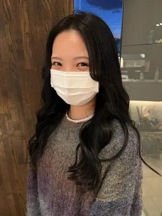 ロング カラー 水川 七海のヘアスタイル