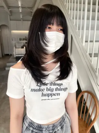 ロング 林 千聖のヘアスタイル