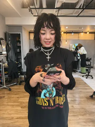 ミディアム パーマ Basis 田口豪司のヘアスタイル