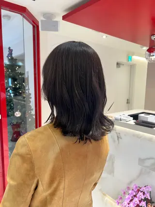 カラー 山本 麗のヘアスタイル