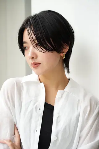 ショート カラー 八幡 空乃のヘアスタイル