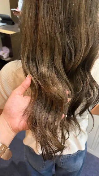 ロング ... saraのヘアスタイル