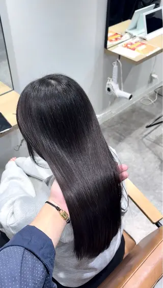ミディアム カラー 髪質改善特化型美容師 🫧岡本璃来🫧のヘアスタイル