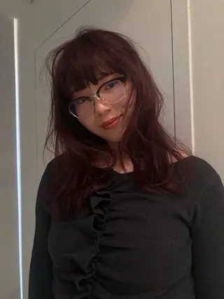 セミロング 🐏YUNA＊透明感 ハイトーンカラー✨のヘアスタイル