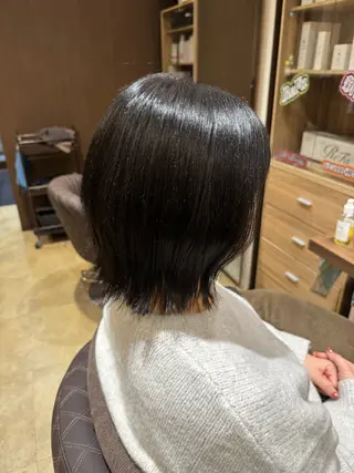 ミディアム 黒田 愛梨のヘアスタイル