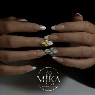 ネイル Genie Mika Nailsのネイルデザイン