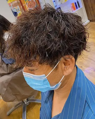 パーマ メンズ 原田 涼矢のヘアスタイル