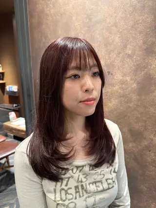 ロング 齊藤政太 顔周り カット 透明感カラーのヘアスタイル