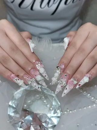 ネイル Julli NailStudioのネイルデザイン