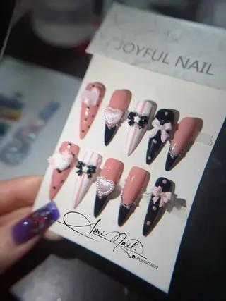ネイル Ami Nailsのネイルデザイン