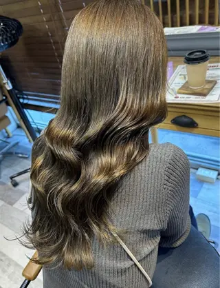 ロング カラー 和田 直也のヘアスタイル