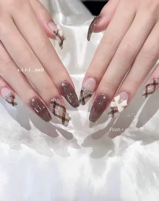ネイル 𝗮𝗶𝗿𝗶 🌙のネイルデザイン