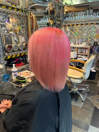 ミディアム カラー KOYA コヤのヘアスタイル