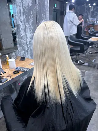ロング カラー 韓国っぽ×透け感🪽 Fumi 🤍のヘアスタイル