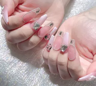 ネイル HIN NAILのネイルデザイン