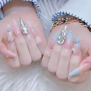 ネイル anh nail anne🤍のネイルデザイン