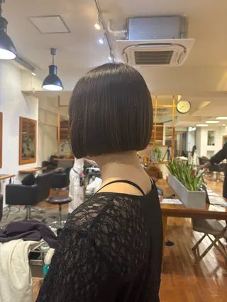 大串 美紅のヘアスタイル