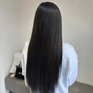 ロング カラー ACCOLE Yuzuのヘアスタイル
