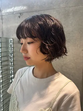 ミディアム パーマ シンバヒナノ/パーマ レイヤー/髪質改善のヘアスタイル