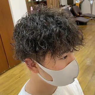 パーマ メンズ 原田 涼矢のヘアスタイル