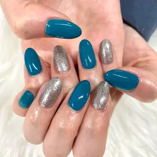 ミディアム ネイル Y. Sのネイルデザイン