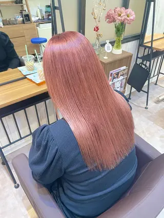 ロング ブリーチ特化🎀ピ ンクカラー高橋さやかのヘアスタイル