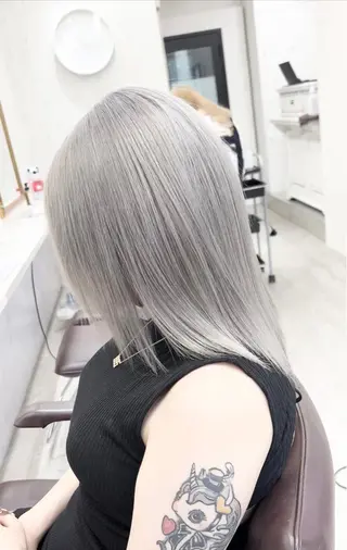 セミロング カラー TAKATO ✨ハイトーン✨のヘアスタイル