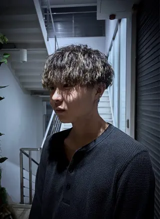 メンズ 土屋拓樹 レイヤー/ブリーチのヘアスタイル