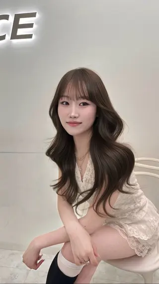 ロング カラー 上品モテヘア🩶 karen🩶のヘアスタイル