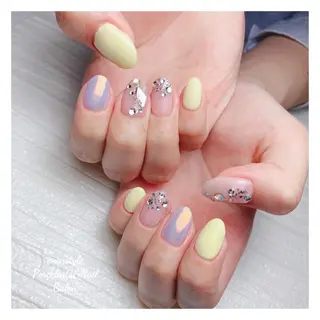 ミディアム ネイル 🐾enen style 🐾のネイルデザイン