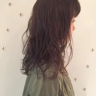 セミロング 市川 千夏のヘアスタイル