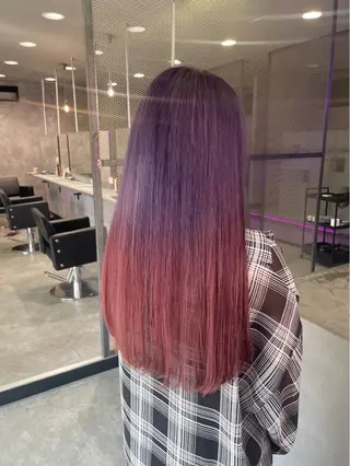 ロング カラー 手塚 由佳のヘアスタイル