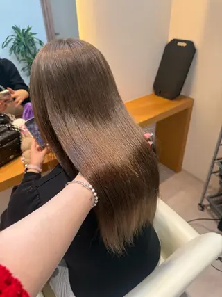ロング カラー yana /ブリーチモデルのヘアスタイル