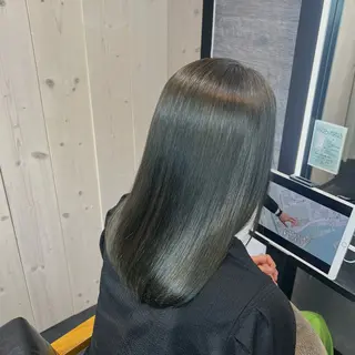 カラー AmiDA 常光のヘアスタイル