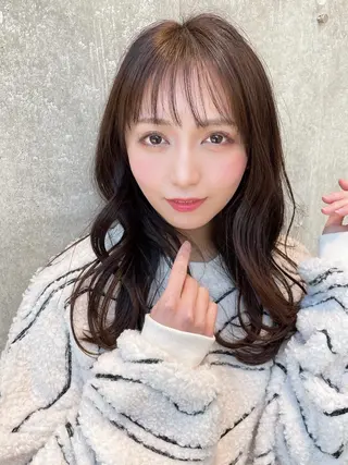 セミロング KURO/縮毛矯正 /髪質改善/レイヤーのヘアスタイル